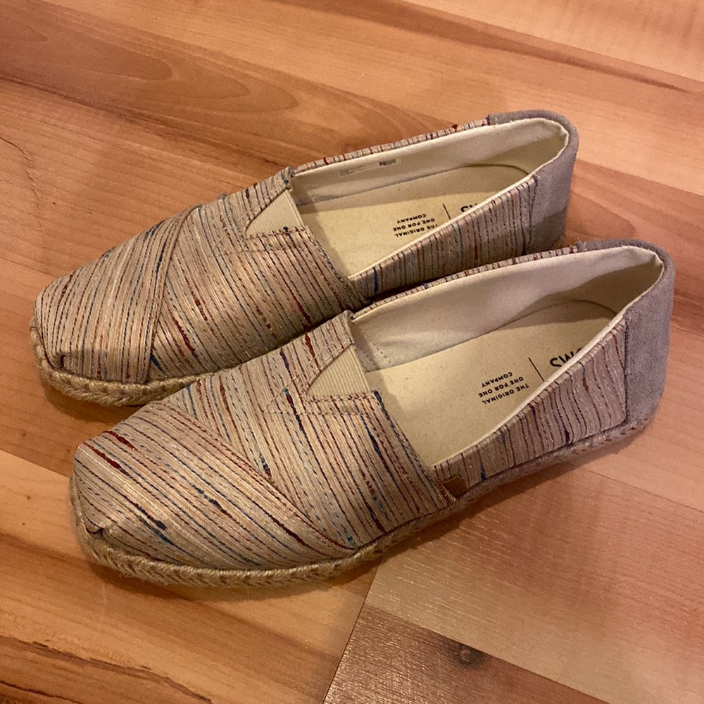 Tom’s slip on shoes